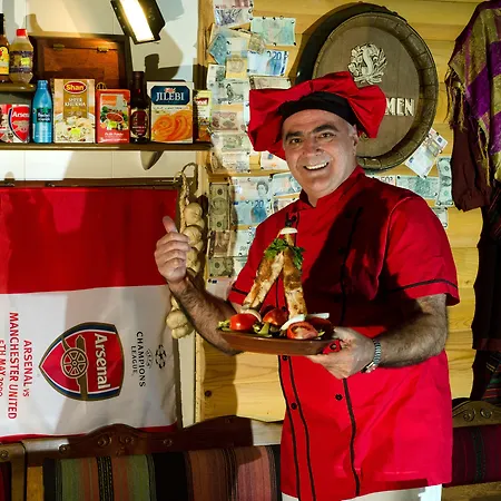 ゲストハウス & Mountain Romance