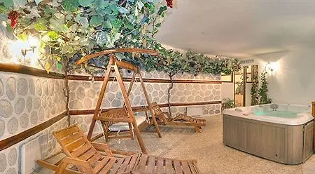 Πανσιόν & Mountain Romance 3*