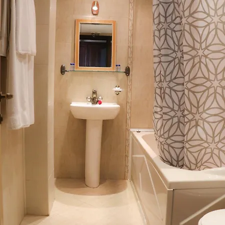 & Mountain Romance Πανσιόν 3*