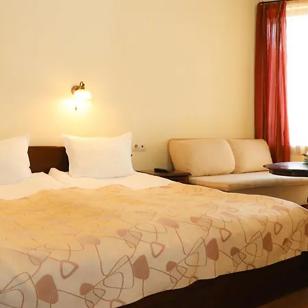 & Mountain Romance Πανσιόν